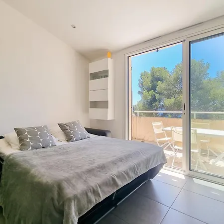 Seafront 4 People In Domain - 2 Pools Holiday home *